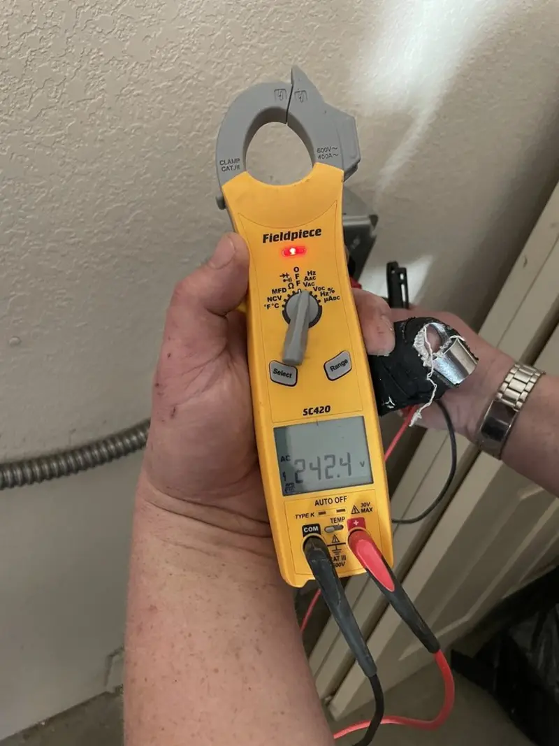 Voltage testing with clamp meter during Aluminum Wiring Replacement in Putnam Valley